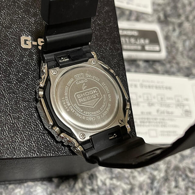 G-SHOCK(ジーショック)のG-SHOCK GM-2100-1AJF 美品 メンズの時計(腕時計(デジタル))の商品写真