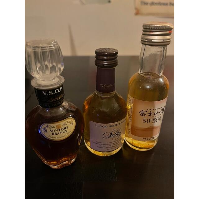 サントリー(サントリー)のミニボトル　ウィスキー　ブランデー 食品/飲料/酒の酒(ウイスキー)の商品写真