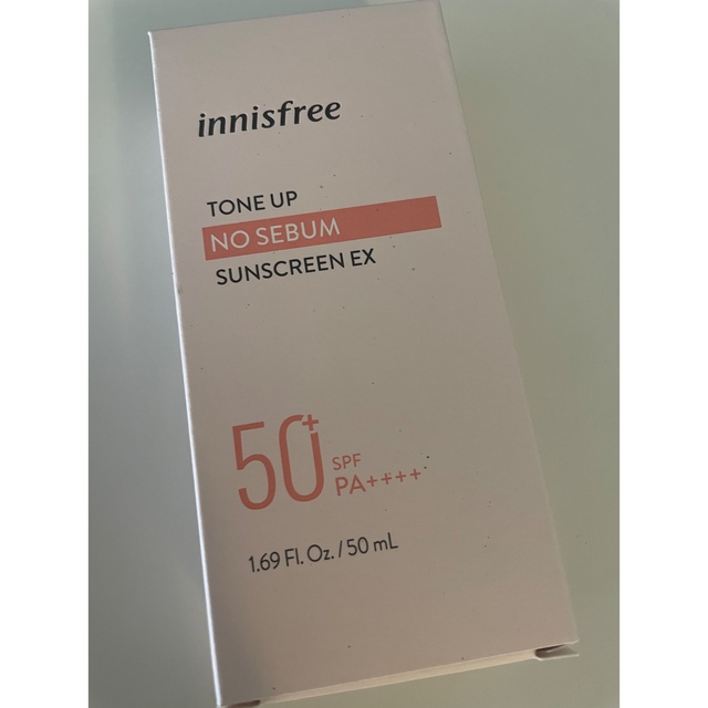 Innisfree(イニスフリー)の【未使用品】イニスフリー  トーンアップノーセバムサンスクリーン EX 50mL コスメ/美容のベースメイク/化粧品(化粧下地)の商品写真