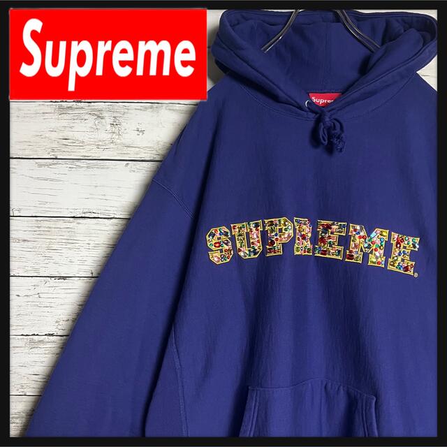 【即完売】 Supreme センターロゴ  ビーズ キラキラ 入手困難 パーカー