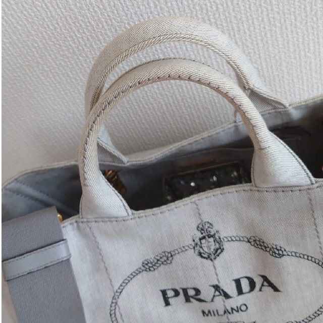 PRADA(プラダ)の【正規品】プラダ　カナパＭ レディースのバッグ(トートバッグ)の商品写真