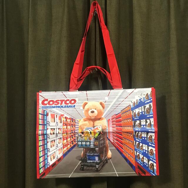 コストコ(コストコ)のコストコ　costco ショッピングバッグ　エコバッグ　クマ　熊　海外限定品 レディースのバッグ(エコバッグ)の商品写真