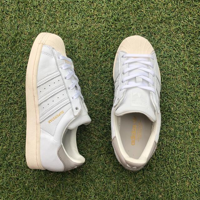 adidas(アディダス)の美品23.5 adidasアディダス×トゥモローランド スーパースターHT284 レディースの靴/シューズ(スニーカー)の商品写真