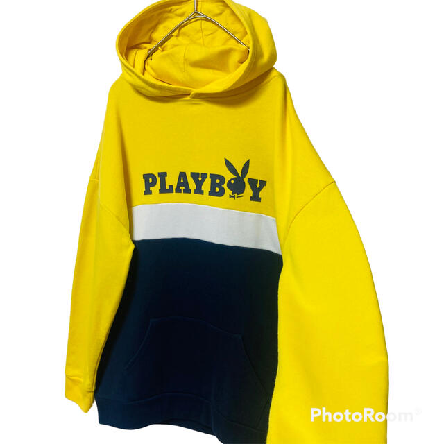 PLAYBOY(プレイボーイ)のPLAYBOY プレイボーイ/プルオーバーパーカー/フロントバニーロゴ メンズのトップス(パーカー)の商品写真