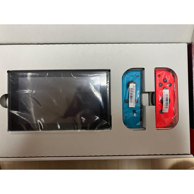 Nintendo Switch(ニンテンドースイッチ)のNintendo Switch バッテリー強化型　本体 エンタメ/ホビーのゲームソフト/ゲーム機本体(携帯用ゲーム機本体)の商品写真