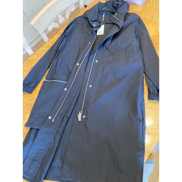 COS(コス)のCOS 29000円　コート　未使用　 レディースのジャケット/アウター(トレンチコート)の商品写真