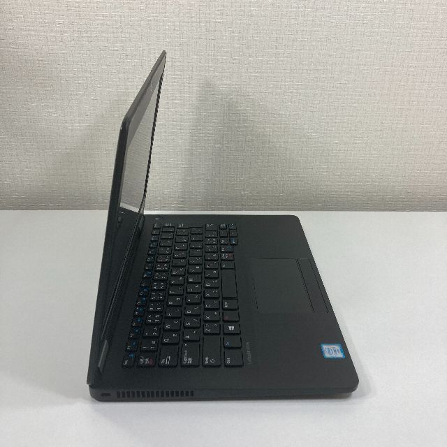 DELL Latitude ノートパソコン Windows11 （F18） 3