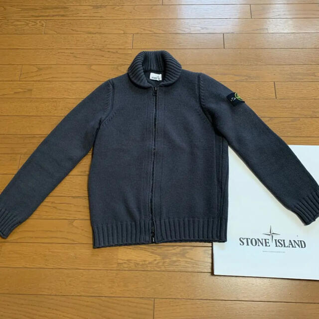 STONE ISLAND - 美品 ストーンアイランドの通販 by soon_10BOKE's shop ...