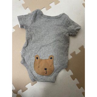 ベビーギャップ(babyGAP)のbabyGAP おしりくまさんロンパース　60グレー(ロンパース)