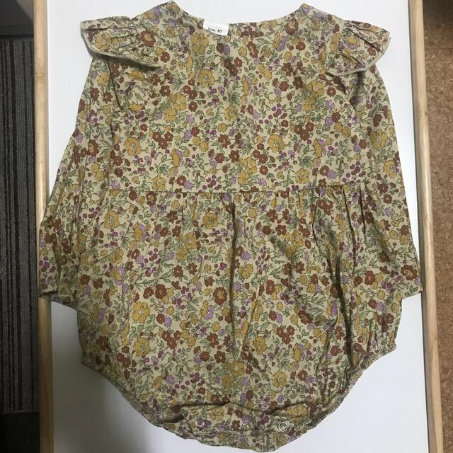 花柄ロンパース　80cm  キッズ/ベビー/マタニティのベビー服(~85cm)(ロンパース)の商品写真