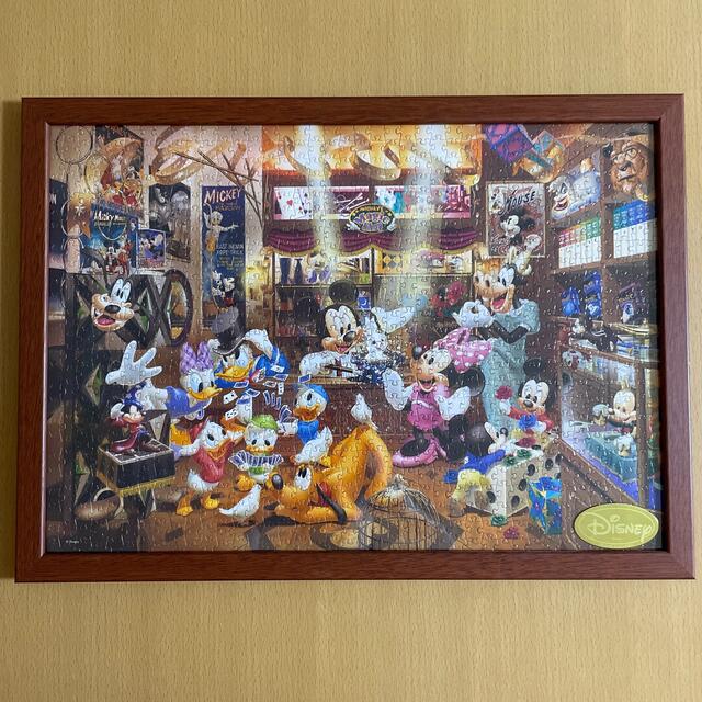 Disney(ディズニー)の【51】ディズニーパズル完成品　専用額付き エンタメ/ホビーの美術品/アンティーク(絵画/タペストリー)の商品写真