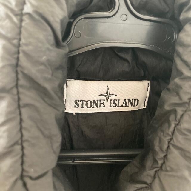 STONE ISLAND(ストーンアイランド)のストーンアイランド ダウンベスト メンズのジャケット/アウター(ダウンベスト)の商品写真