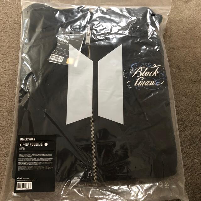 防弾少年団(BTS)(ボウダンショウネンダン)のBTS BLACK SWAN ZIP-UP HOODIE/Lサイズ エンタメ/ホビーのCD(K-POP/アジア)の商品写真