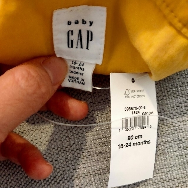 babyGAP(ベビーギャップ)のBabyGAP ジャンパースカート タグ付き新品 キッズ/ベビー/マタニティのキッズ服女の子用(90cm~)(スカート)の商品写真