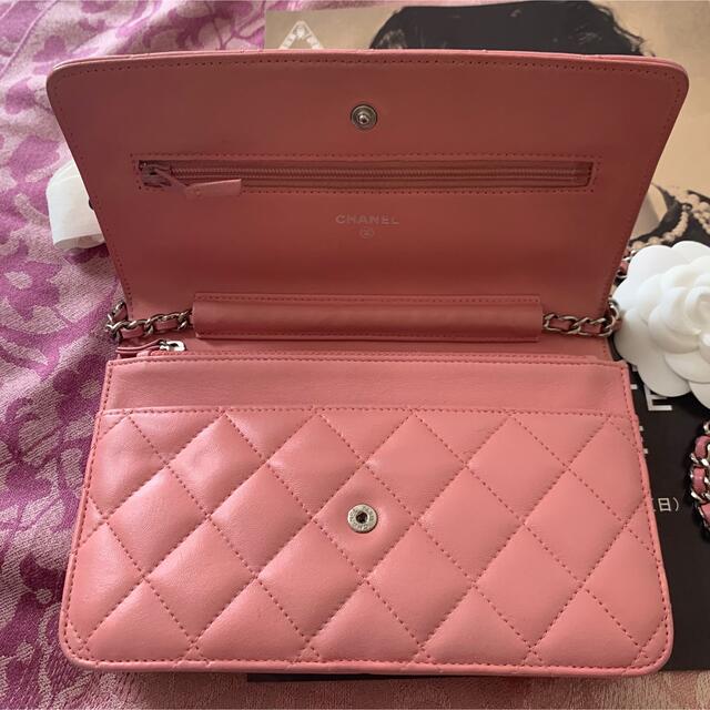 CHANEL - CHANEL チェーンウォレット マトラッセ ラムスキン CHANEL - CHANEL チェーンウォレット マトラッセ ラムスキン