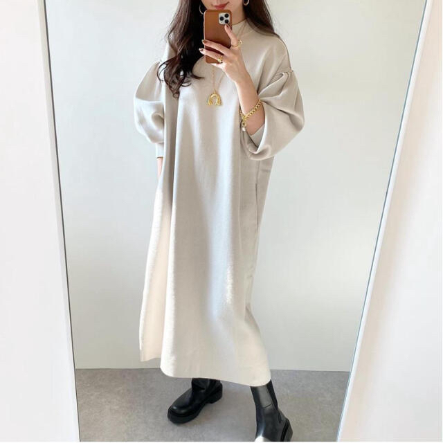 新品　未使用　zara オーバーサイズニットワンピース