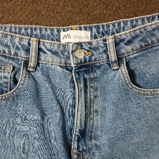 ZARA(ザラ)のzara　デニムパンツ レディースのパンツ(デニム/ジーンズ)の商品写真