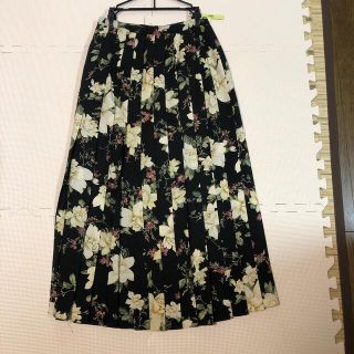 インゲボルグ プリーツスカートの通販 35点 | INGEBORGを買うならラクマ