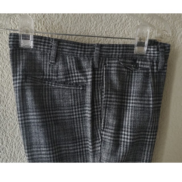 GU(ジーユー)のGU チェックウール混タックテーパードパンツ メンズのパンツ(スラックス)の商品写真