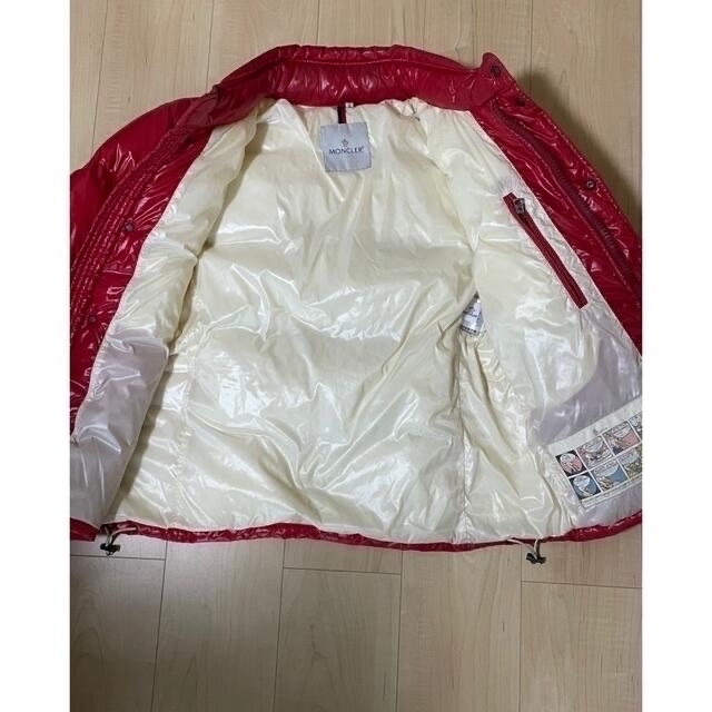 MONCLER(モンクレール)のMONCLER 赤ダウンジャケット メンズのジャケット/アウター(ダウンジャケット)の商品写真