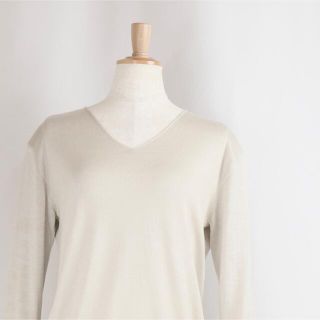 エヴァムエヴァ(evam eva)のevam eva silk cashmere V neck PO シルクカシミヤ(ニット/セーター)