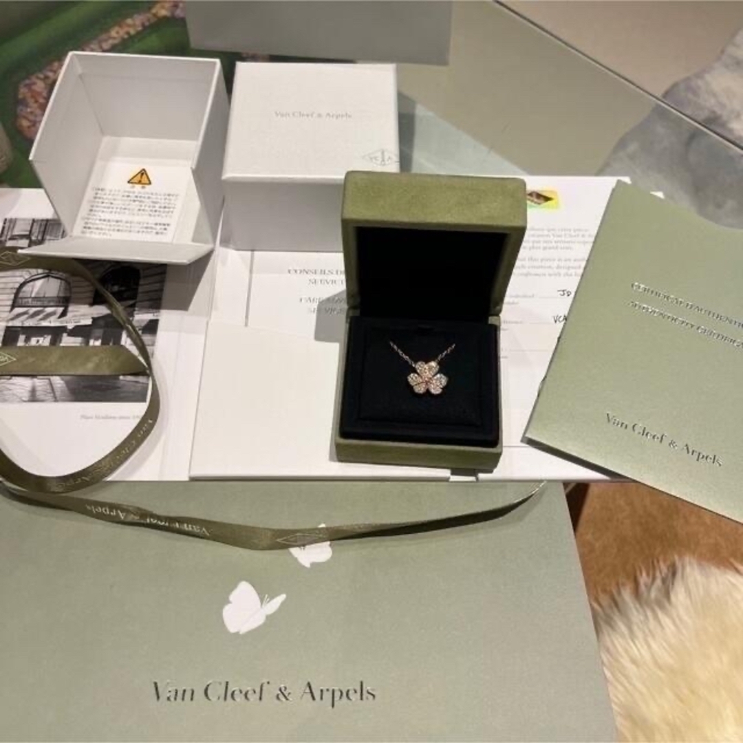 Van Cleef & Arpels(ヴァンクリーフアンドアーペル)のヴァンクリーフ&アーペル ネックレス✨希少✨限定品✨新品同様 レディースのアクセサリー(ネックレス)の商品写真