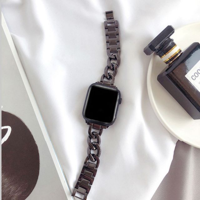 【新品】Apple Watch バンド ブラック　38/40/41m対応 スマホ/家電/カメラのスマホアクセサリー(その他)の商品写真