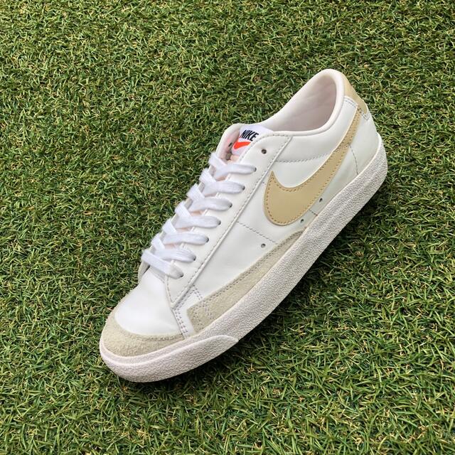 美品24 NIKE BLAZER LOW ´77ナイキ ブレザー HT 返金保証付