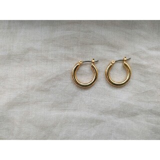 トゥデイフル(TODAYFUL)のgoldピアス(ピアス)