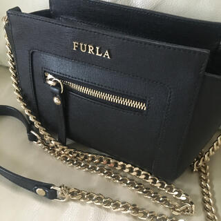 Furla - 極美品❣️FURLA フルショルダーバッグ レザー チェーンの通販 