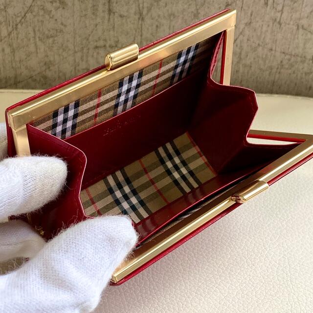 BURBERRY(バーバリー)のBurberrys バーバリーロンドン ガマ口 小銭入れ 赤 レッド チェック柄 レディースのファッション小物(コインケース)の商品写真