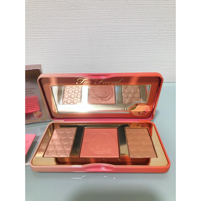 Too Faced Sweet Peach Glow Palette 3