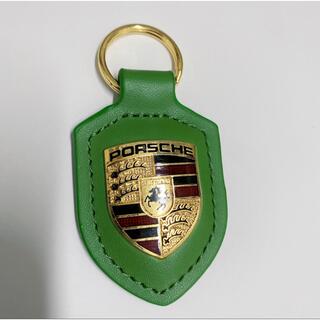 ポルシェ(Porsche)のポルシェ　キーホルダー　PORSCHE ポルシェ クレスト キーホルダー　緑(キーホルダー)