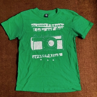 グラニフ(Design Tshirts Store graniph)のグラニフ　Tシャツ　カメラ　グリーン　Sサイズ(Tシャツ/カットソー(半袖/袖なし))
