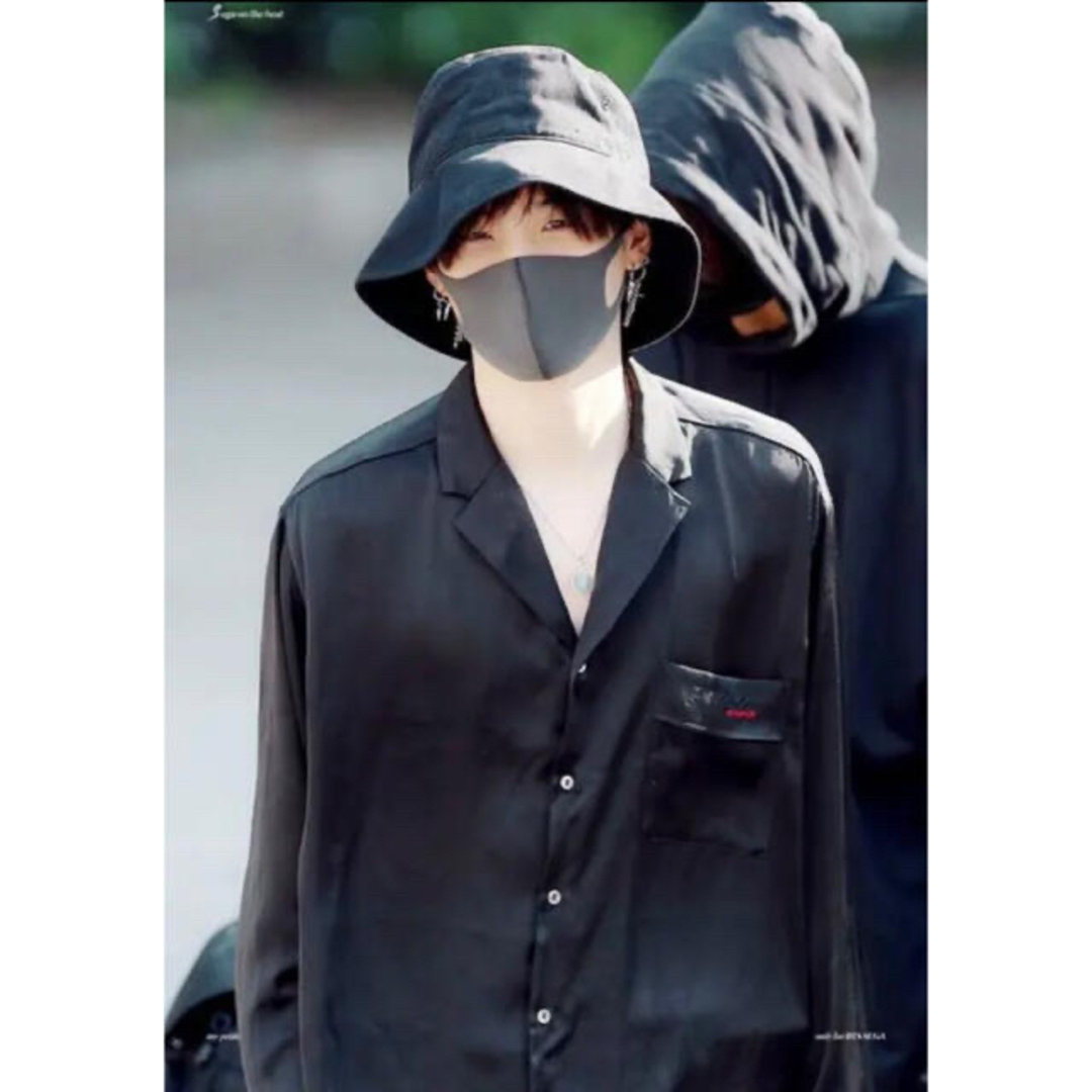 BTS SUGA ユンギ 着用 MACK BARRY ロングバケットハット 黒の BTS SUGA ユンギ 着用 MACK BARRY ロングバケットハット 黒の