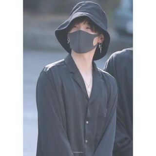 BTS SUGA ユンギ 着用 MACK BARRY ロングバケットハット 黒 BTS SUGA ユンギ 着用 MACK BARRY ロングバケットハット 黒
