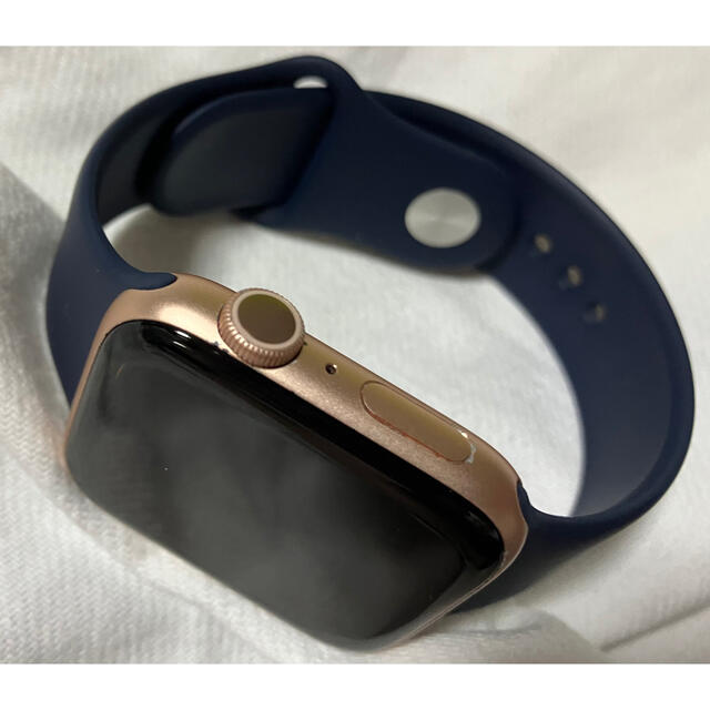 Apple Watch(アップルウォッチ)の★バンド７コ付★訳有Apple Watch５アップルウォッチ５★ゴールド４４mm スマホ/家電/カメラのスマートフォン/携帯電話(スマートフォン本体)の商品写真