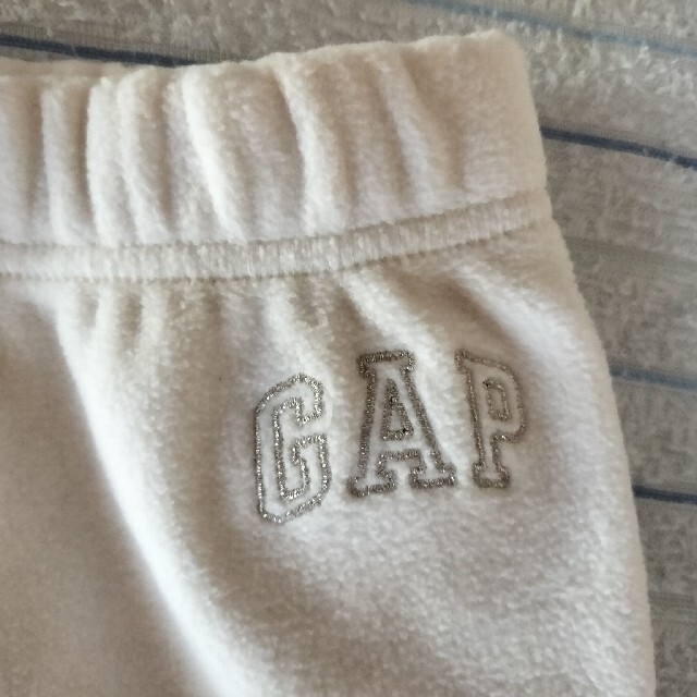 babyGAP(ベビーギャップ)の追記あり【送料込み】BabyGAPフリース長ズボン2years キッズ/ベビー/マタニティのベビー服(~85cm)(パンツ)の商品写真