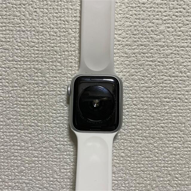 Apple Watch(アップルウォッチ)の【美品】アップルウォッチ series SE 40mm メンズの時計(腕時計(デジタル))の商品写真