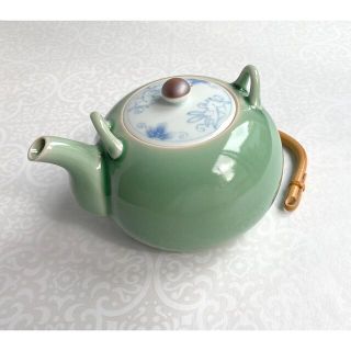 有田焼　うさぎ　急須　大きめ(食器)