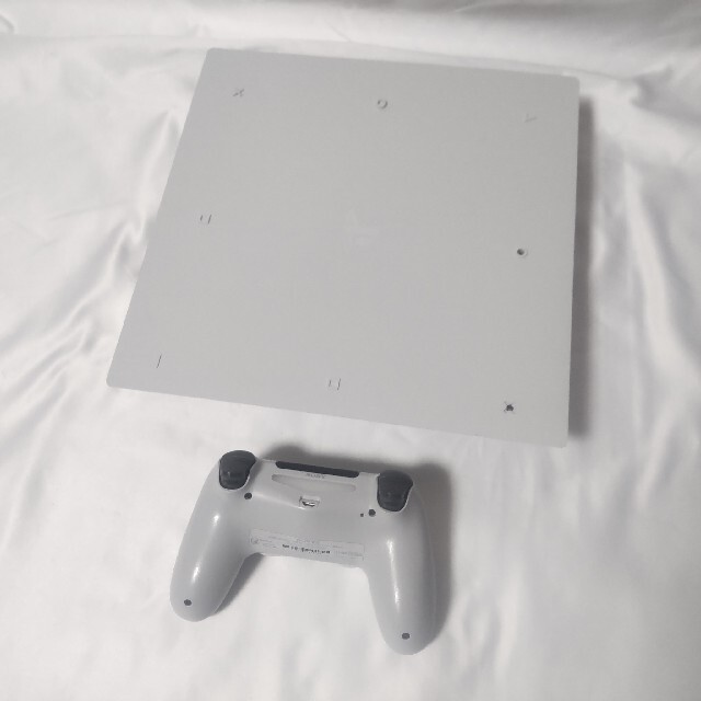 PS4 Pro CUH-7200BB02グレイシャーホワイト 美品