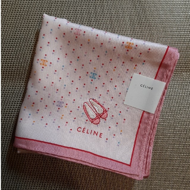 公式】 セリーヌハンカチ ピンク 刺繍ハンカチ
