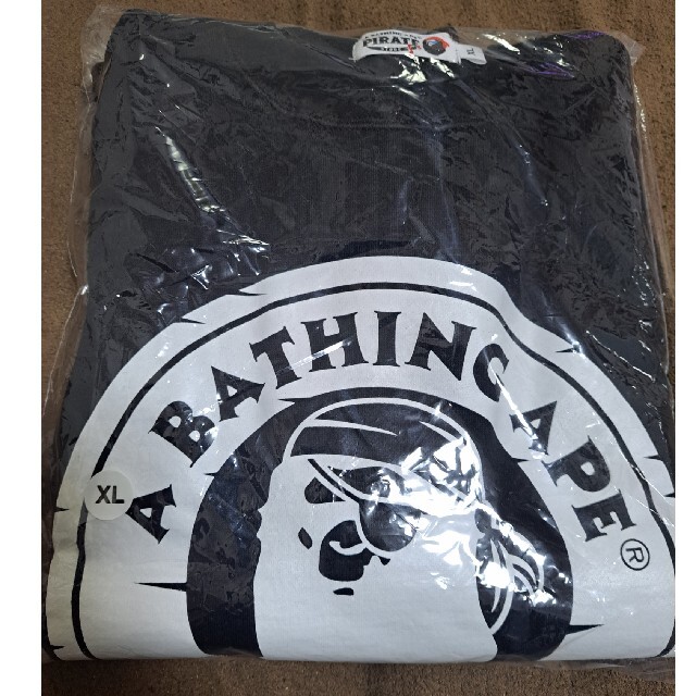 A BATHING APE(アベイシングエイプ)のエイプ パイレーツスウェット　新品 メンズのトップス(スウェット)の商品写真