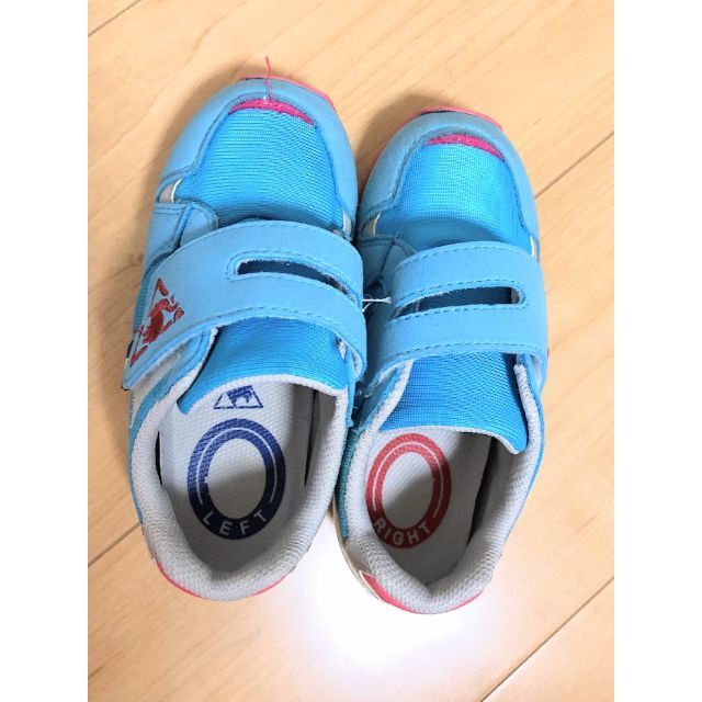 le coq sportif(ルコックスポルティフ)の美品☆le coq sportif☆水色☆17cm☆スニーカー★ルコック キッズ/ベビー/マタニティのキッズ靴/シューズ(15cm~)(スニーカー)の商品写真