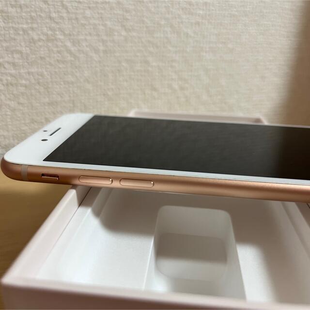 iPhone(アイフォーン)のiPhone8 アイフォン8 スマホ/家電/カメラのスマートフォン/携帯電話(スマートフォン本体)の商品写真