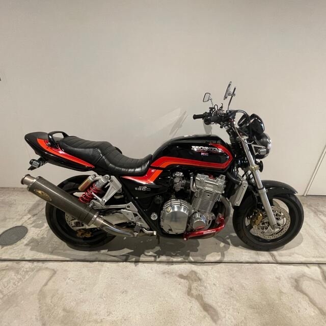 CB1300 SUPER FOUR SC40 サスペンション