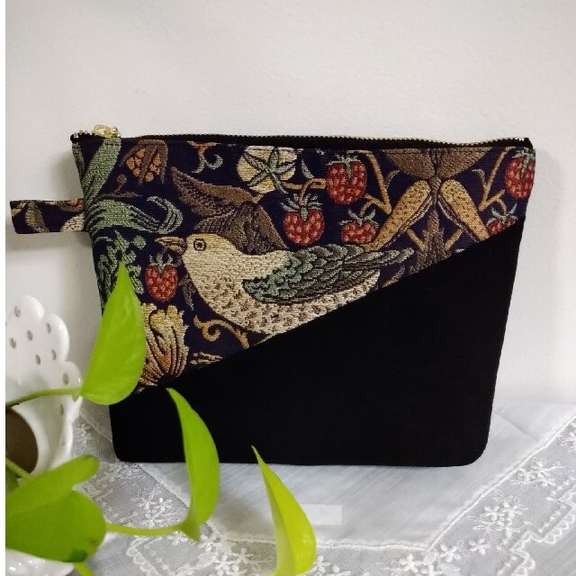 ハンドメイド ウィリアムモリス 兄弟うさぎ サニタリーポーチ