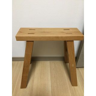 ムジルシリョウヒン(MUJI (無印良品))の値下げ中【美品】無印良品　オーク材ベンチ（小）(スツール)