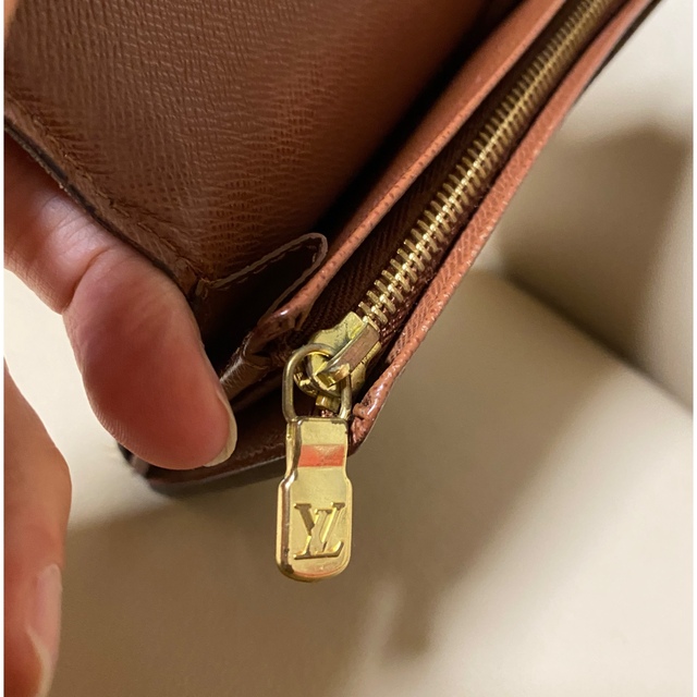 LOUIS VUITTON(ルイヴィトン)のルイヴィトン❣️モノグラム ポルトモネ ビエ トレゾール 折り財布　人気 レディースのファッション小物(財布)の商品写真