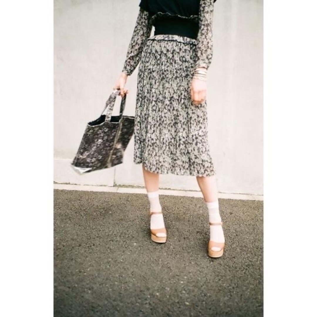 CLANE - 【完売品】CLANE タペストリーフラワープリーツスカート CLANE - 【完売品】CLANE タペストリーフラワープリーツスカート